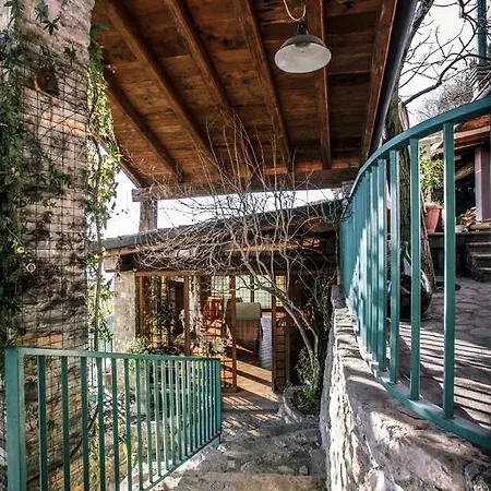 Bed & Breakfast Agriturismo Il Mirabile 3*
